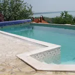 Balatonalmadi, Matyas Kiraly Nyaralo Apartment *