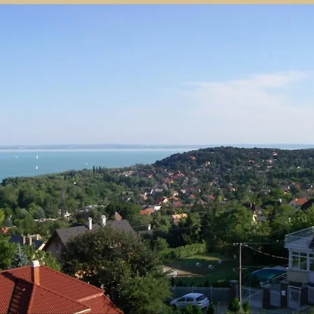 Balatonalmádi, Mátyás Király Appartamento *