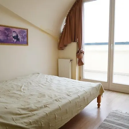 Balatonalmádi, Mátyás Király Appartamento